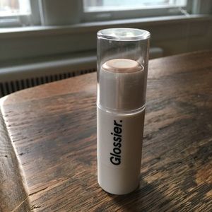 Glossier Haloscope Highlighter in Shade Quartz